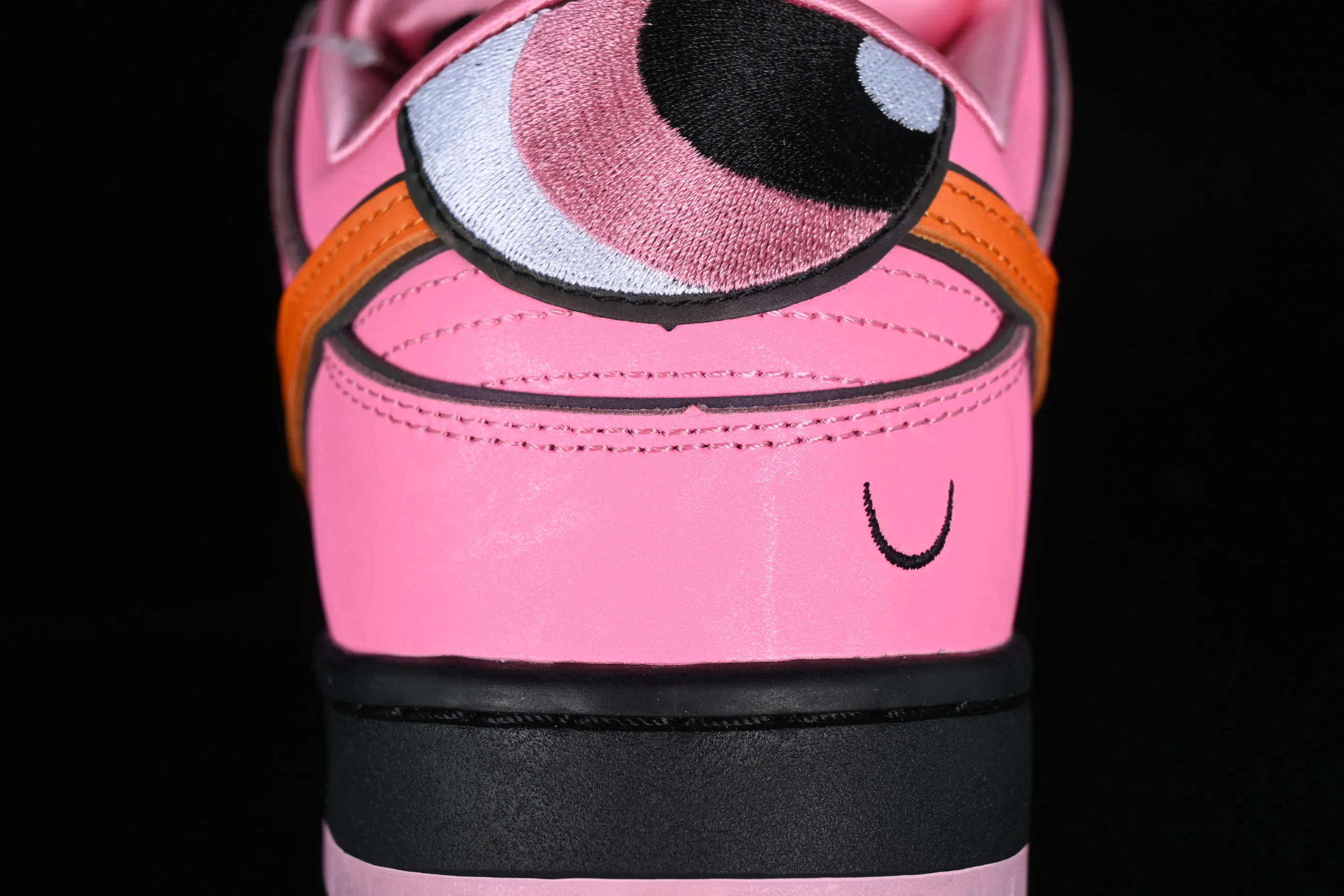 All Categories Nk SB Dunk Series Nk SB Dunk Low Low-top sneakers Pure original version The Powerpuff Girls x Nk SB Dunk Low Powerpuff Girls joint model Low-top casual sneakers FD2631-600